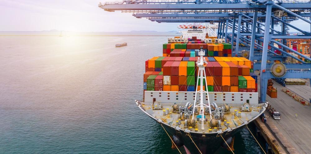 shipping emissions, port, shore power, cavotec