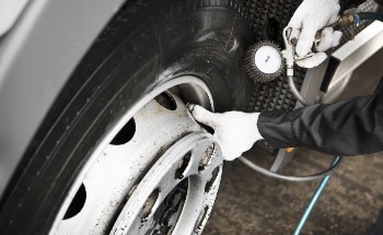 How Changes in Tire Pressure Can Lead to Massive Carbon Savings in Transport and Industry
