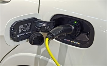 Flow Batteries Could be a Game Changer for Electric Cars