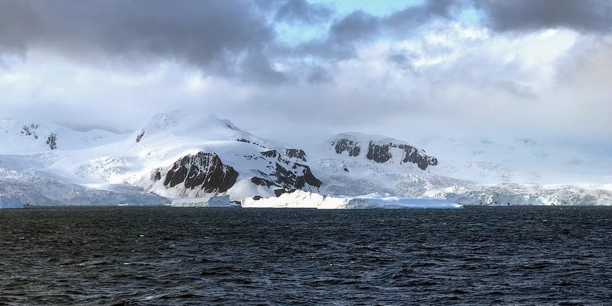 Organic Molecules Help Retain Iron Content in Greenland and Antarctic Waters.