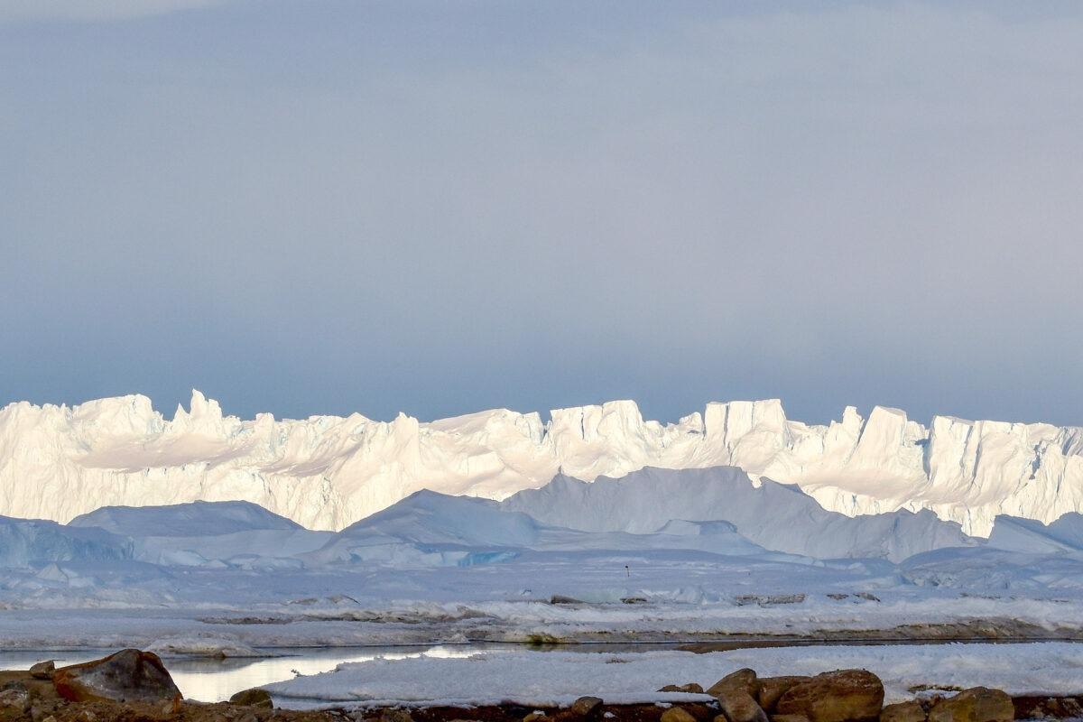 新的冰川可能会使冰川和海斯山脉在西半球瀑布，将会被称为西摩。