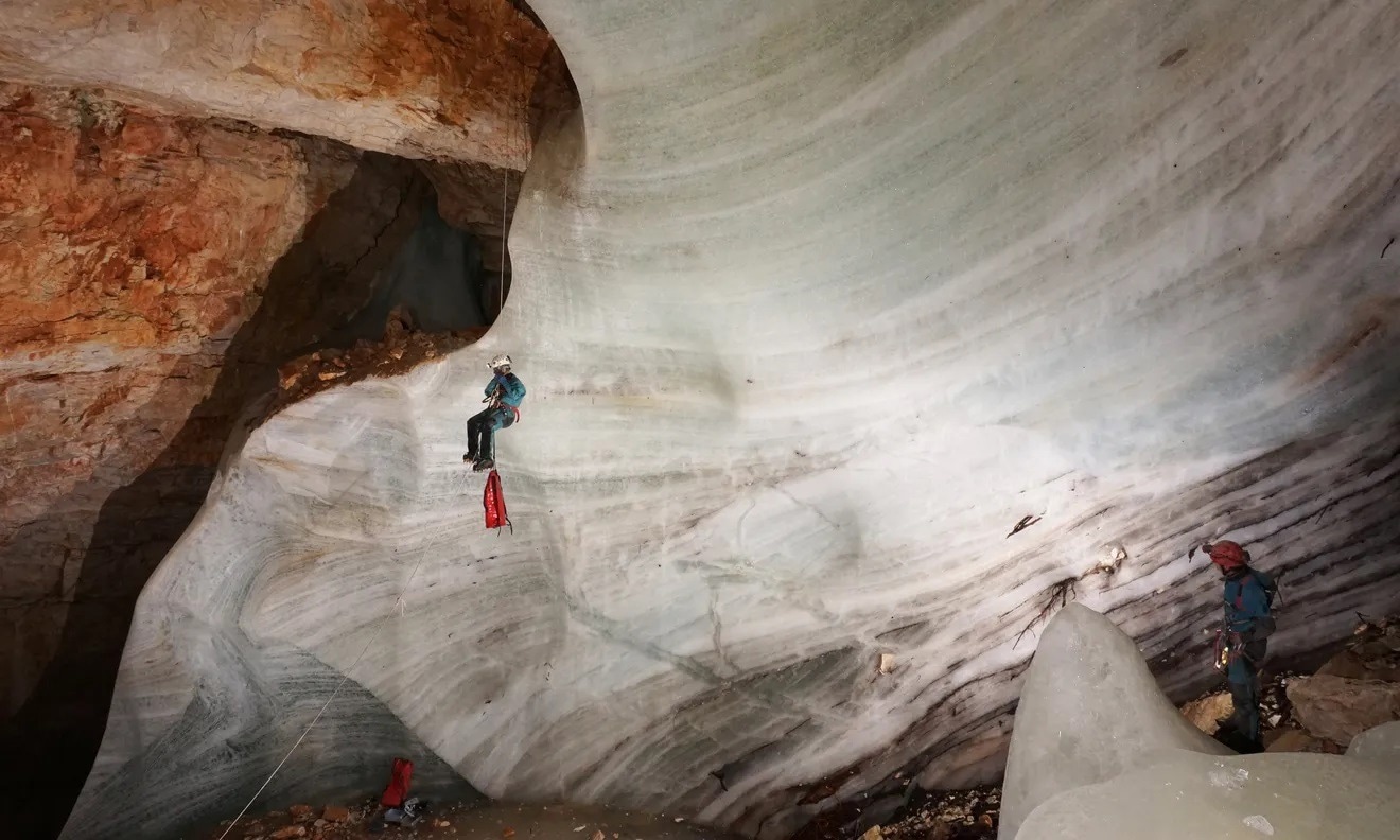 Climate Change Causing Ice to Vanish from Caves in Austria