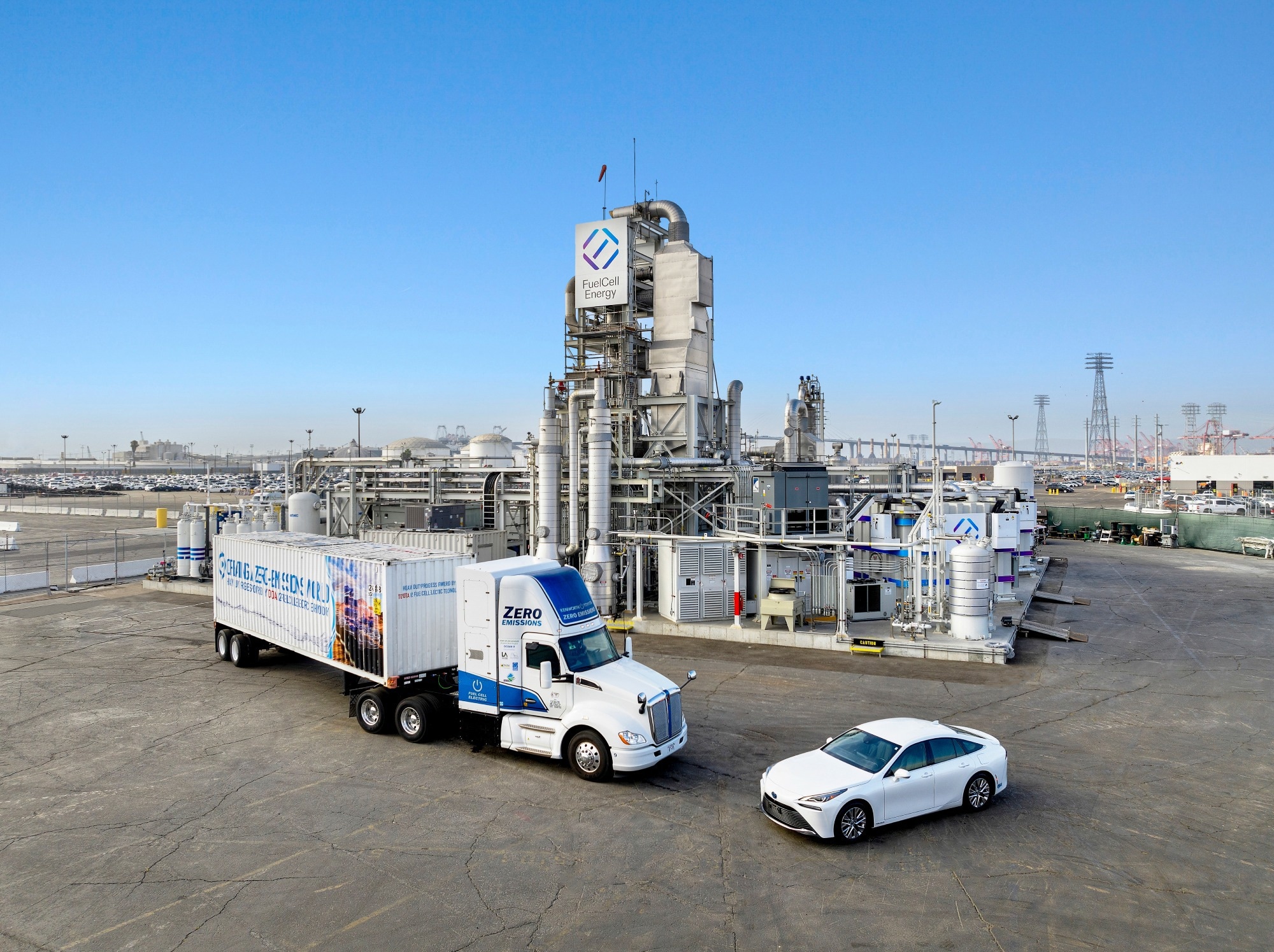 How is Toyota and FuelCell Energy