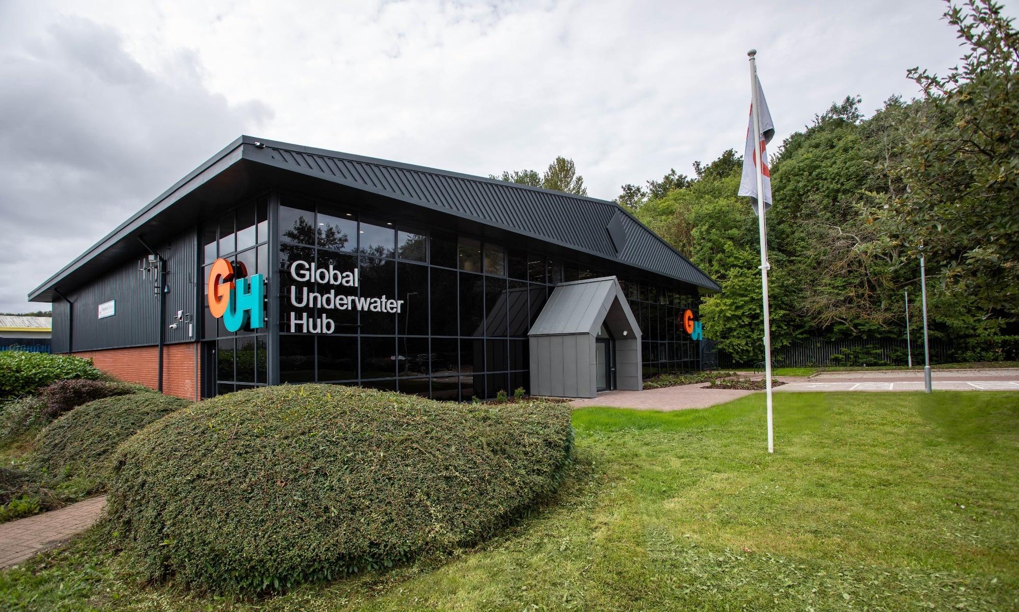 Global Underwater Hub atver biroju Anglijas ziemeļos