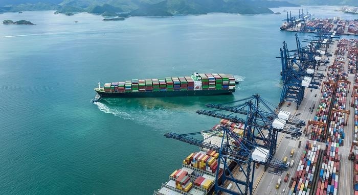 Green Ammonia Emerges as a Key Player to Decarbonize Global Shipping