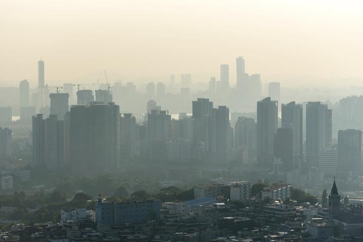 Air pollution over Seoul, South Korea Image Credit: University of Illinois Urbana-Champaign