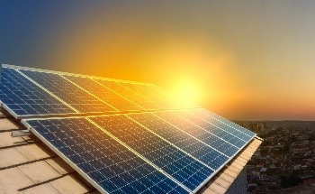 Two-Faced Solar Panels Can Generate More Power at up to 70% Less Cost